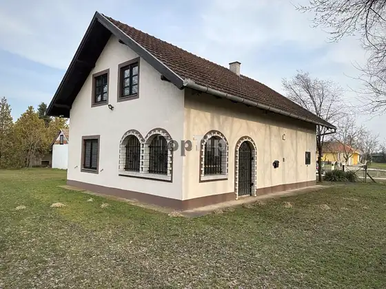 Samostalna kuća na Makovoj sedmici