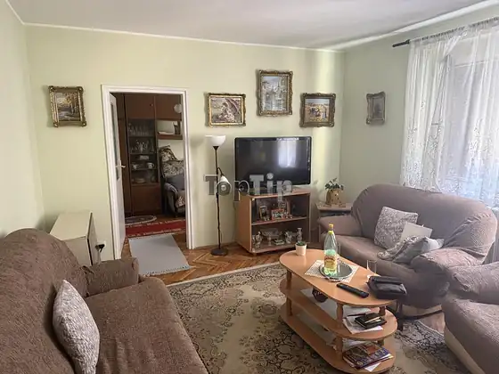 Trosoban stan u Novom Gradu
