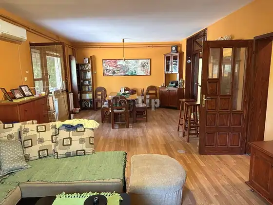 Family House in Mali Bajmok